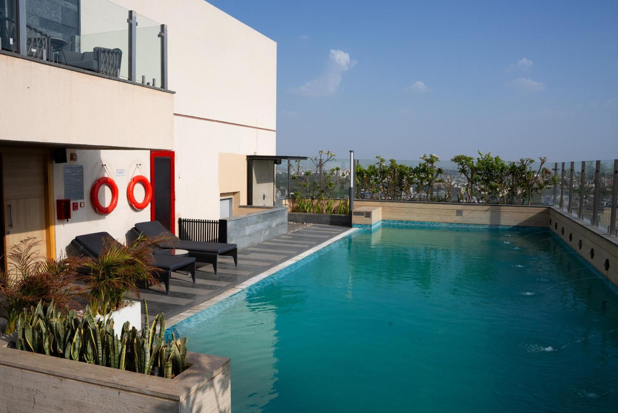 Hyatt Place Jaipur Malviya Nagar 外观 照片 Pool at the hotel